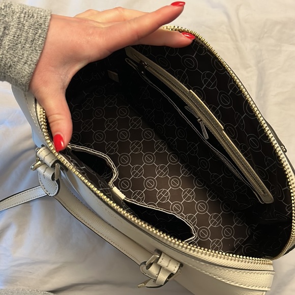 Henri Bendel top handle bag - Picture 9 of 12